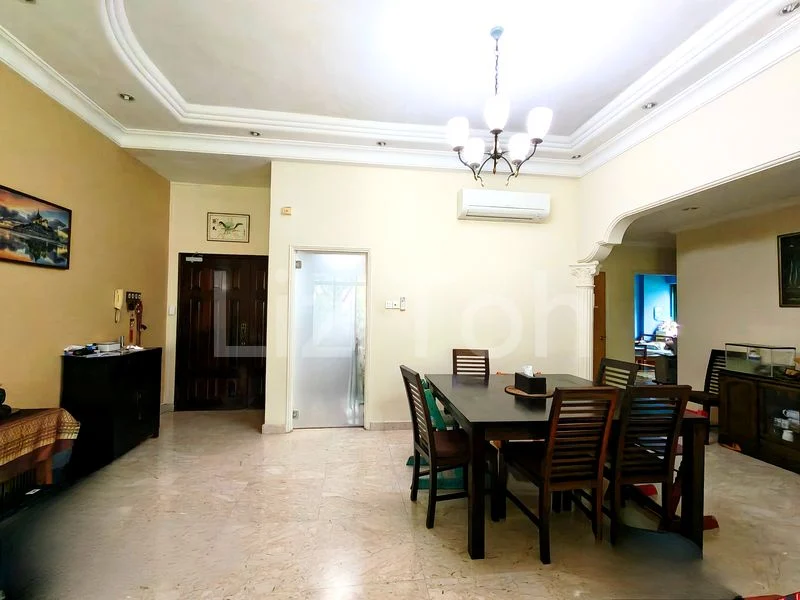 3 Bed Condo for Sale in  Meralodge - Image 3