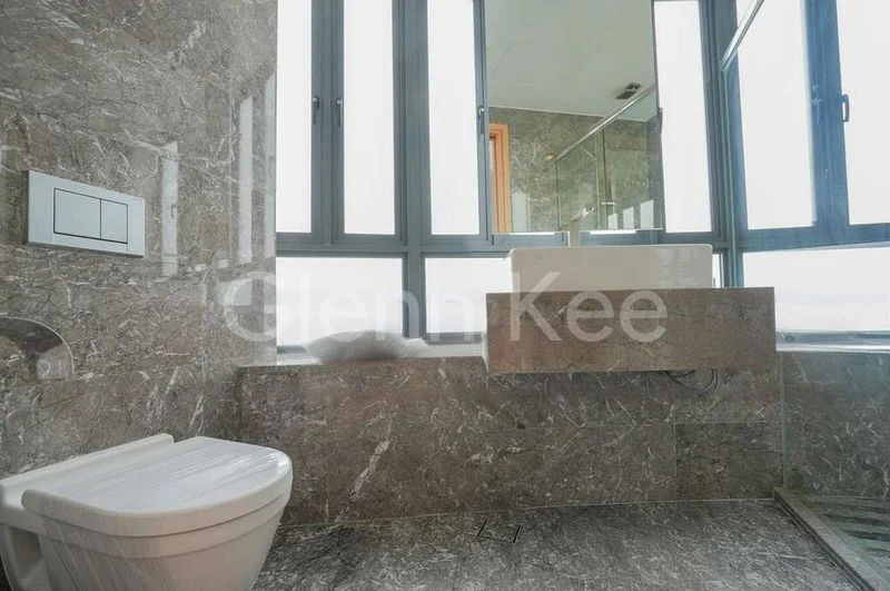4 Bed Apartment (Condo) for Sale in  Lucida - Image 1