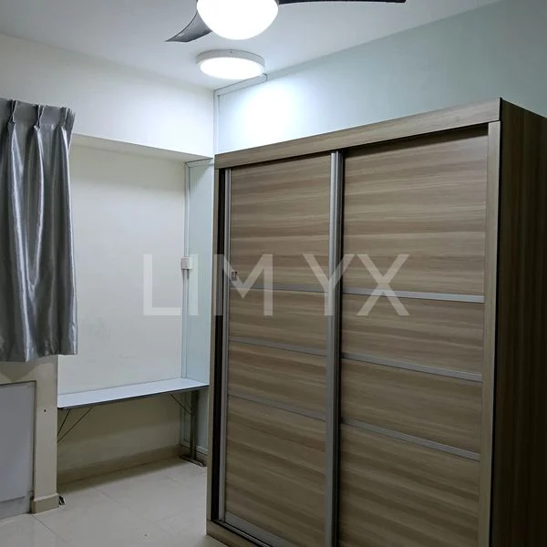 Master Room (HDB) for Rent in  685C Choa Chu Kang Crescent - Image 5