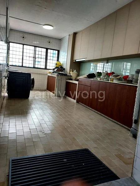 4 Room (4I) HDB for Rent in  116 Bukit Batok West Avenue 6 - Image 3