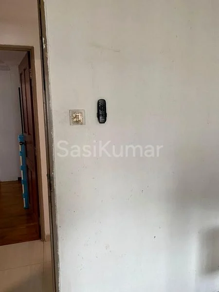 4 Room (4NG) HDB for Rent in  678C Jurong West Street 64 - Image 2