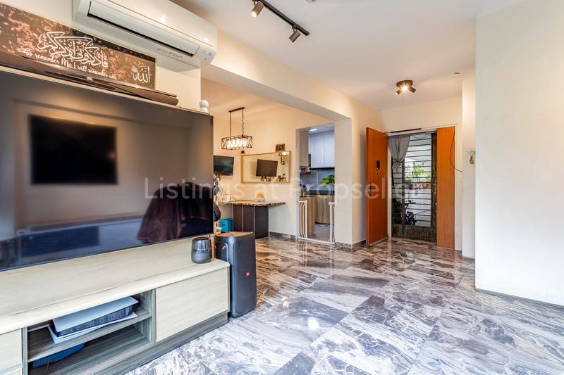 4 Room (4A) HDB for Sale in  462C Yishun Avenue 6 - Image 1