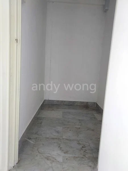 4 Room (4I) HDB for Rent in  116 Bukit Batok West Avenue 6 - Image 4