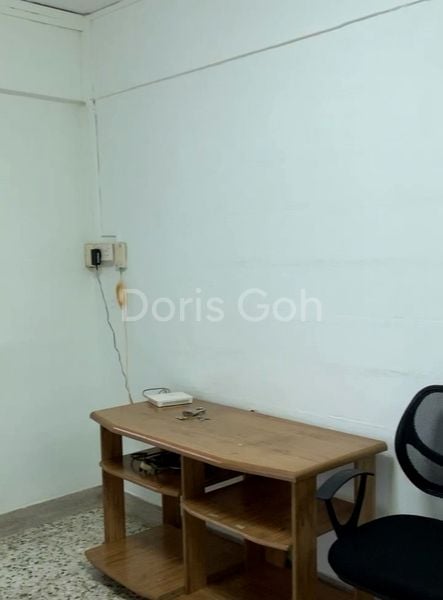 3 Room (3NG) HDB for Rent in  608 Clementi West Street 1 - Image 5