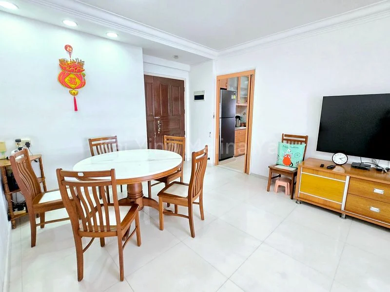 5 Room (5I) HDB for Sale in  147 Lorong 2 Toa Payoh - Image 4
