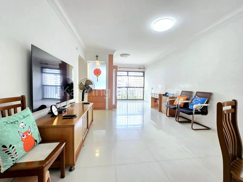 5 Room (5I) HDB for Sale in  147 Lorong 2 Toa Payoh - Image 2