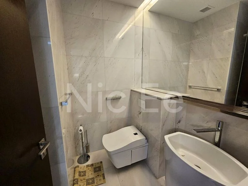 2 Bed Condo for Rent in  The Scotts Tower - Image 3