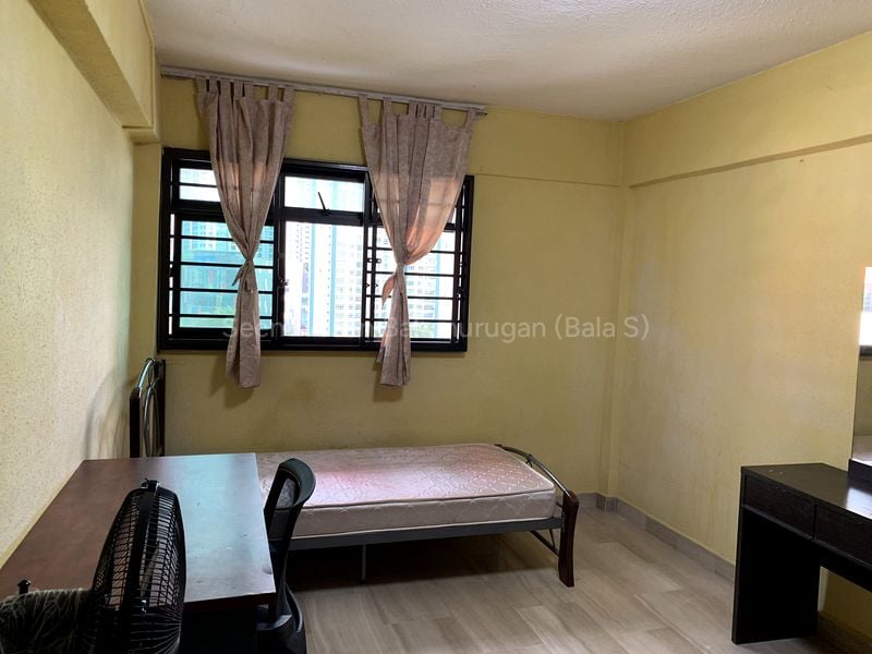 Common Room (HDB) for Rent in  144 Bishan Street 12 - Image 3