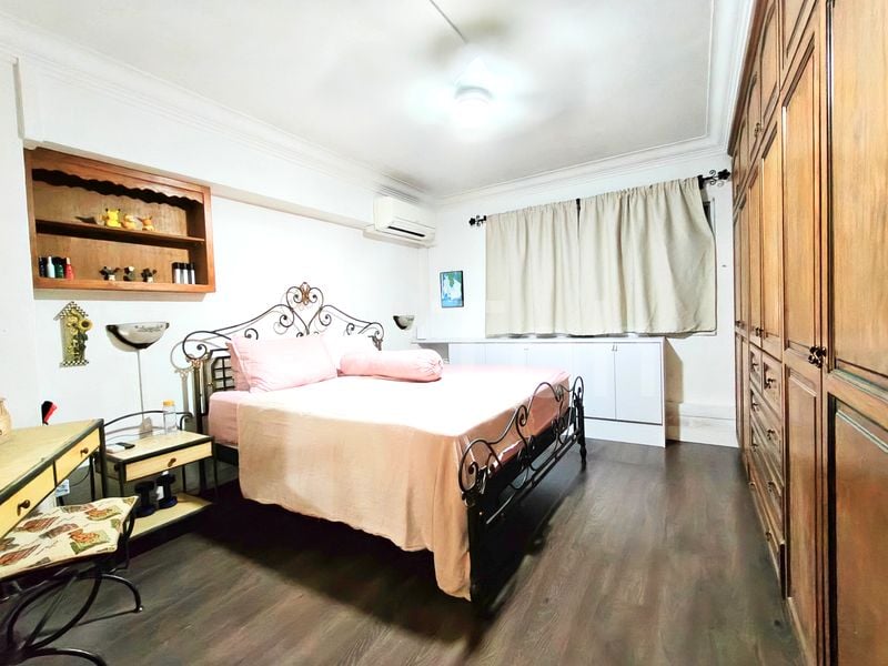 Executive HDB for Sale in  906 Jurong West Street 91 - Image 5