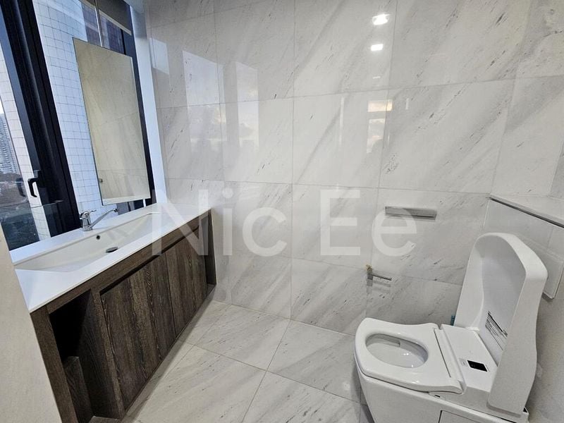 2 Bed Condo for Rent in  The Scotts Tower - Image 8