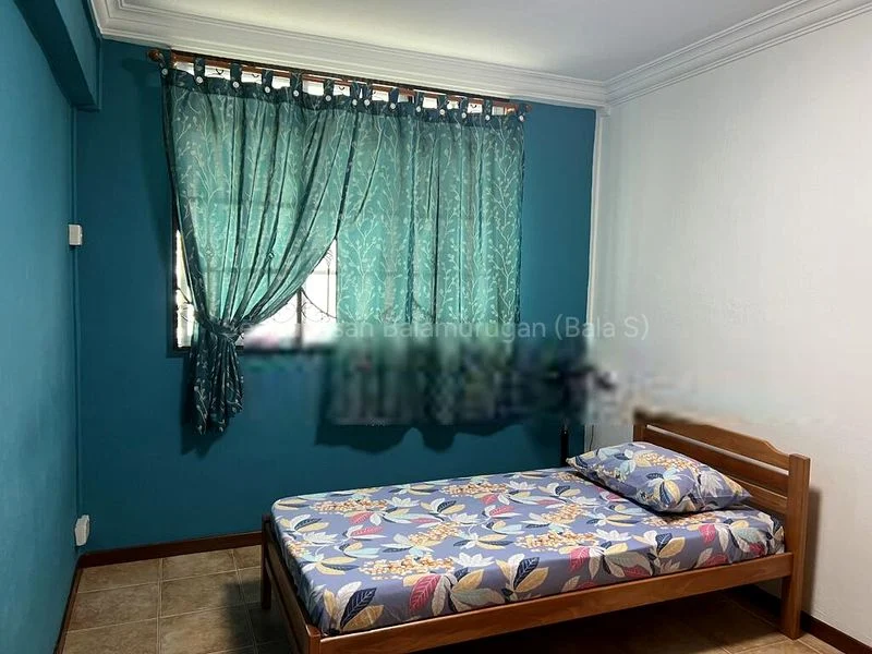 Common Room (HDB) for Rent in  320 Jurong East Street 31 - Image 1