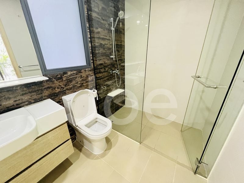 2 Bed Condo for Rent in  The Luxurie - Image 3