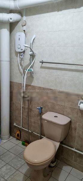 Common Room (HDB) for Rent in  320 Jurong East Street 31 - Image 2