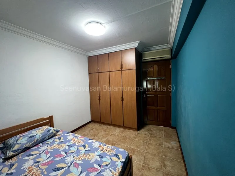 Common Room (HDB) for Rent in  323 Serangoon Avenue 3 - Image 3