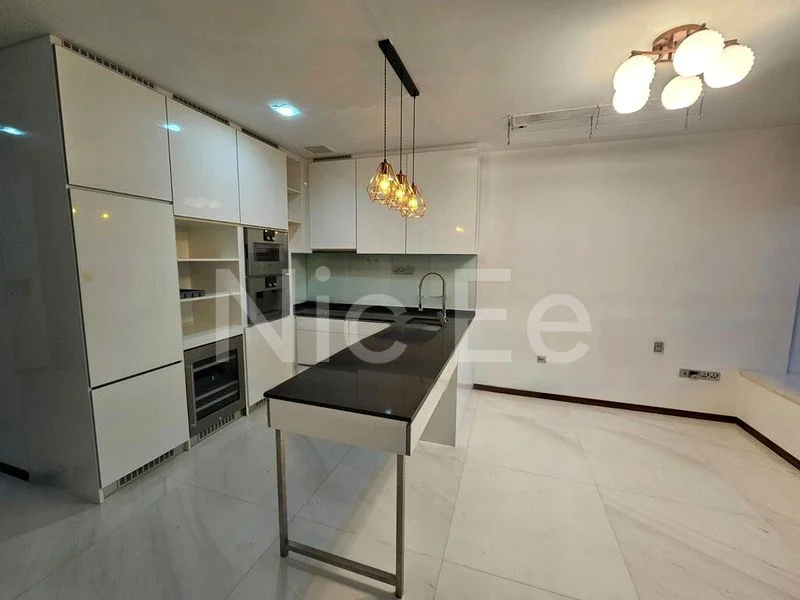 2 Bed Condo for Rent in  The Scotts Tower - Image 15