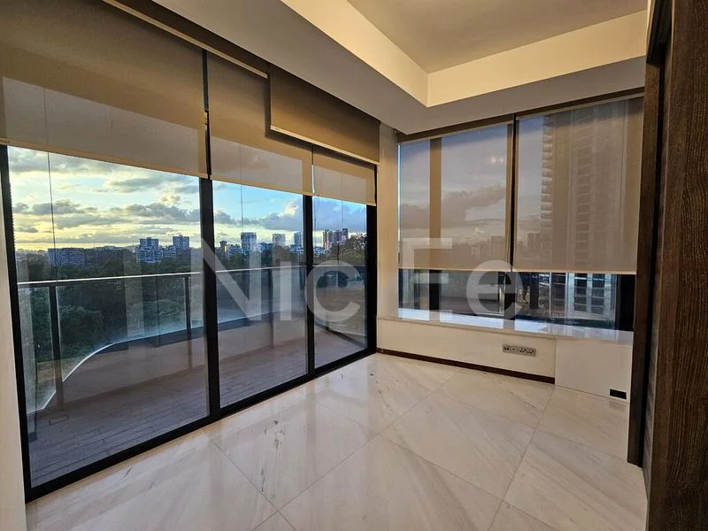 2 Bed Condo for Rent in  The Scotts Tower - Image 11