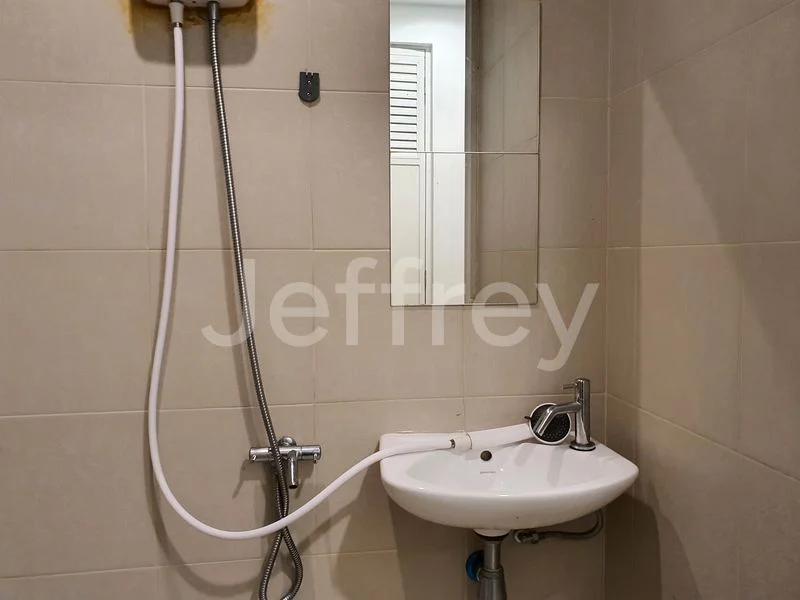 3+1 Bed Apartment (Condo) for Rent in  Waterscape At Cavenagh - Image 10