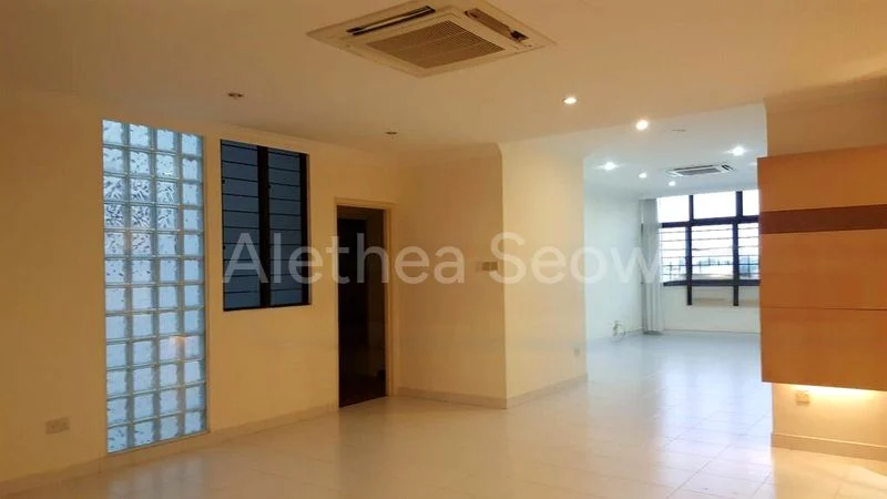 3 Bed Condo for Rent in  The Summit - Image 10