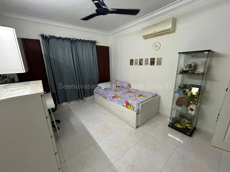 Common Room (HDB) for Rent in  130 Rivervale Street - Image 13