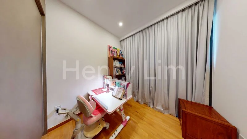 5 Bed Apartment (Condo) for Sale in  Seaside Residences - Image 7