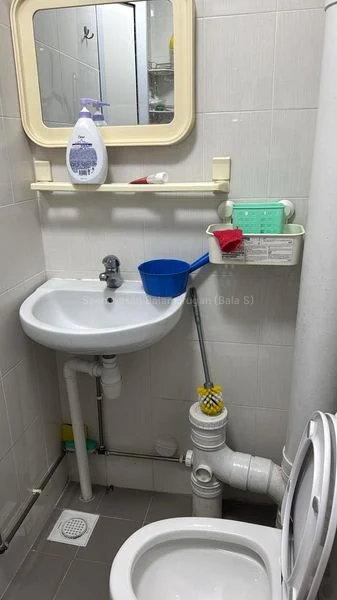 Common Room (HDB) for Rent in  140 Bedok Reservoir Road - Image 2