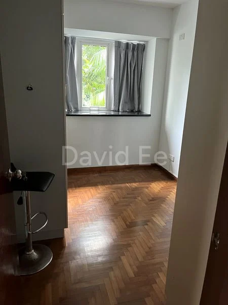 Common Room (Condo) for Rent in  The Warren - Image 2
