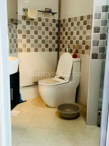 4 Bed Apartment (Condo) for Sale in  Burlington Square - Image 7