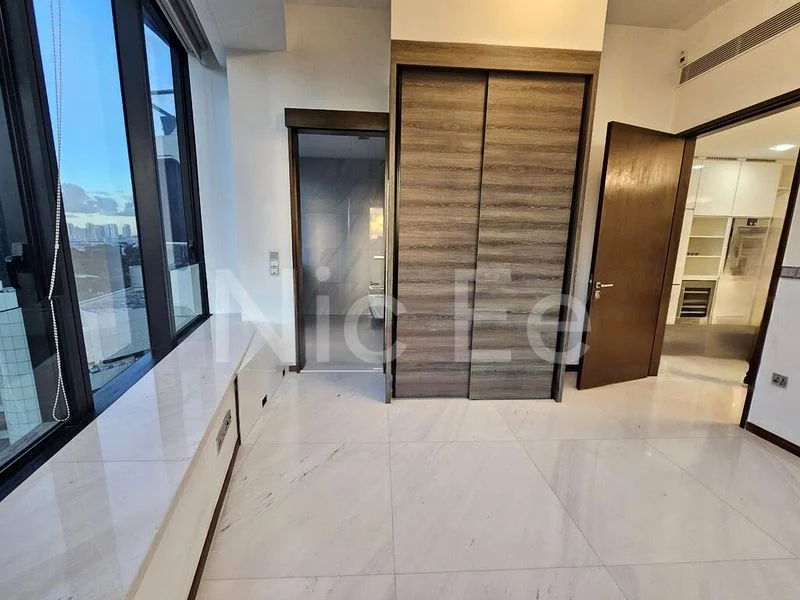 2 Bed Condo for Rent in  The Scotts Tower - Image 12