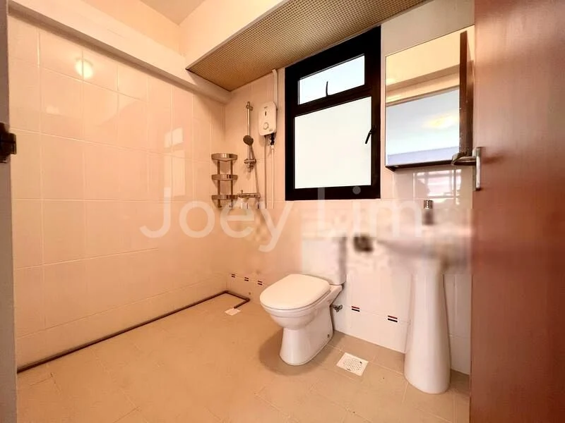 4 Room HDB for Rent in  365D Upper Serangoon Road - Image 10