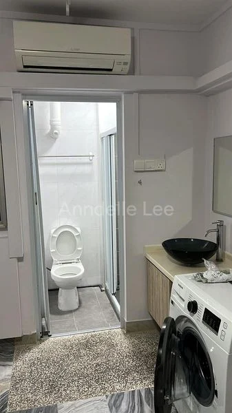 Master Room (HDB) for Rent in  301 Ang Mo Kio Avenue 3 - Image 6