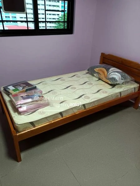 Common Room (HDB) for Rent in  104 Gangsa Road - Image 1