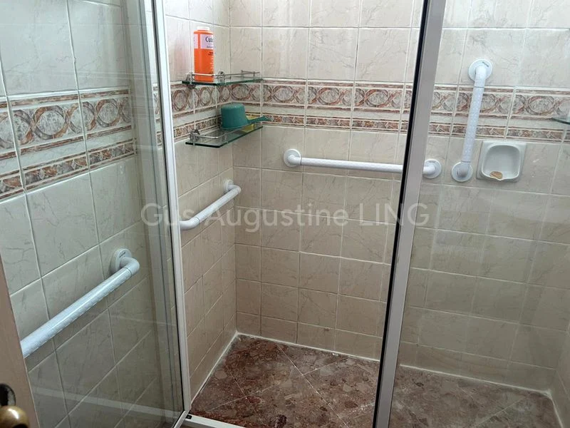 Master Room (Condo) for Rent in  Lakeside Tower - Image 9