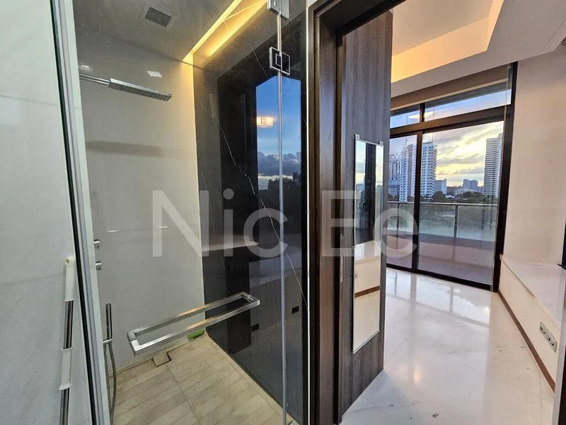 2 Bed Condo for Rent in  The Scotts Tower - Image 9