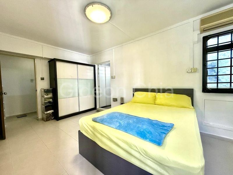 Executive HDB for Sale in  960 Hougang Avenue 9 - Image 5