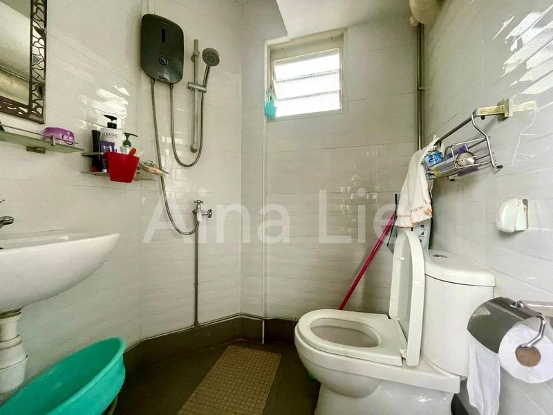 4 Room (4NG) HDB for Sale in  245 Jurong East Street 24 - Image 7