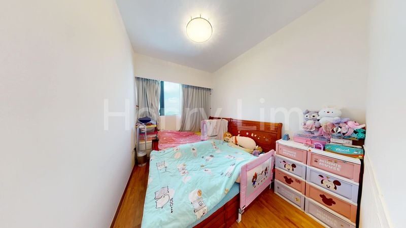 5 Bed Apartment (Condo) for Sale in  Seaside Residences - Image 12
