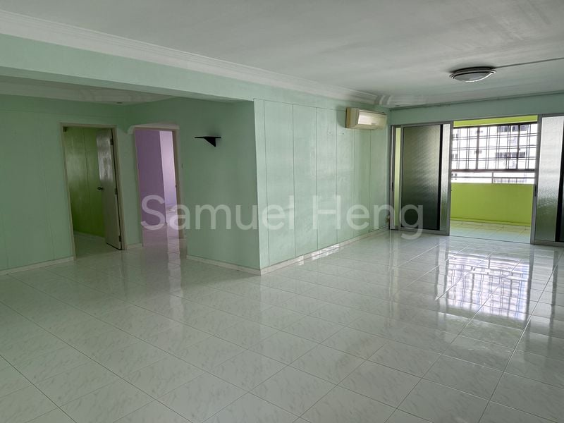Executive HDB for Sale in  222 Pasir Ris Street 21 - Image 4