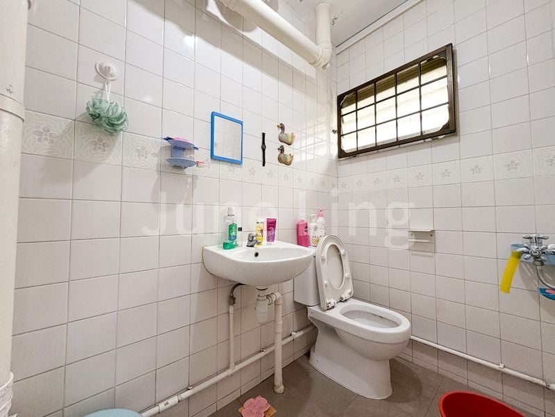 4 Room (4A) HDB for Sale in  354 Tampines Street 33 - Image 18