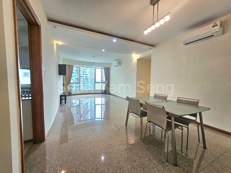3 Bed Condo for Rent in  Queens - Image 11