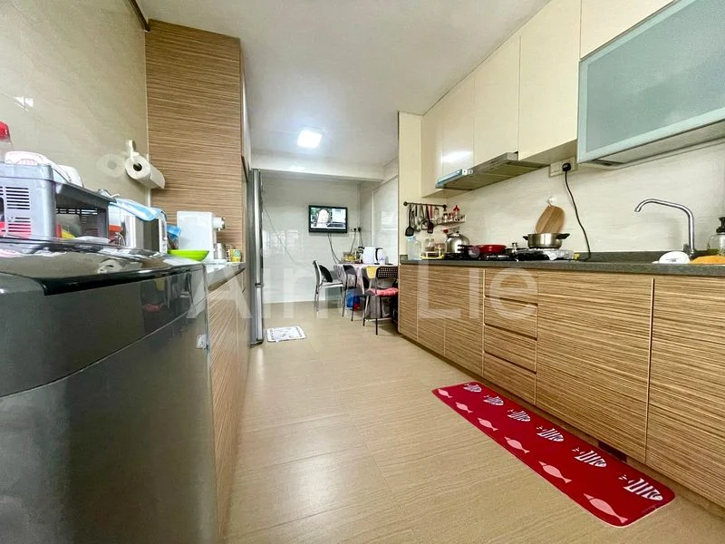 4 Room (4NG) HDB for Sale in  245 Jurong East Street 24 - Image 8