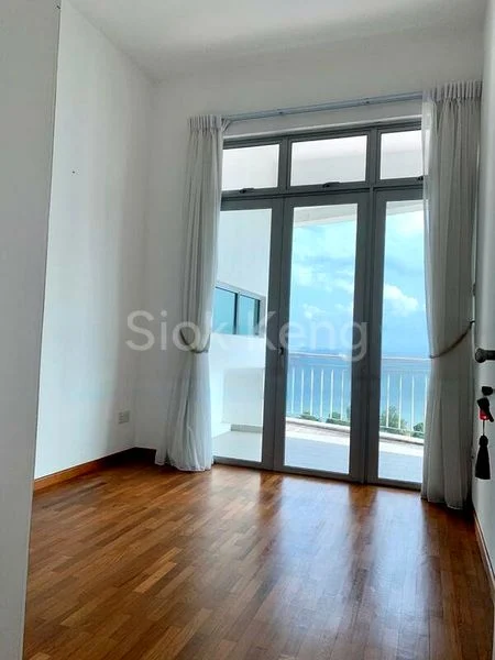 3 Bed Apartment (Condo) for Rent in  11 Amber Road - Image 7