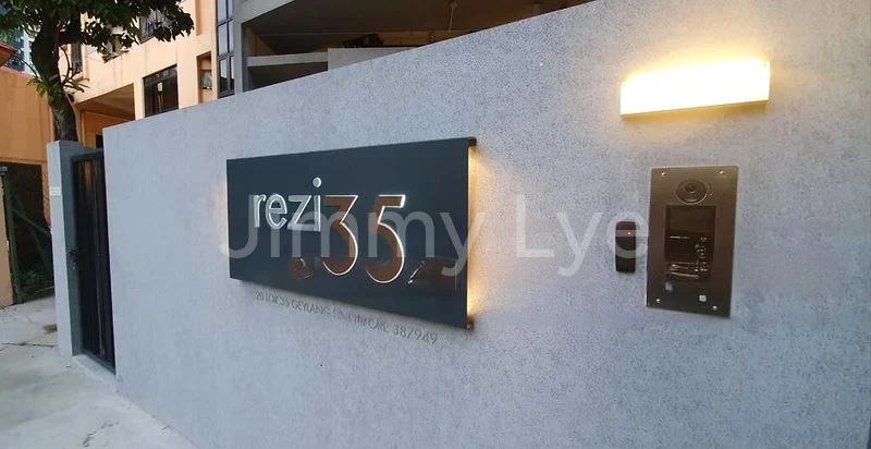 2 Bed Condo for Sale in  Rezi 35 - Image 2