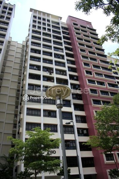 Common Room (HDB) for Rent in  219D Bedok Central - Image 3