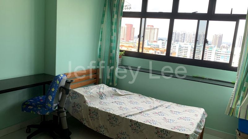 Common Room (HDB) for Rent in  219D Bedok Central - Image 1