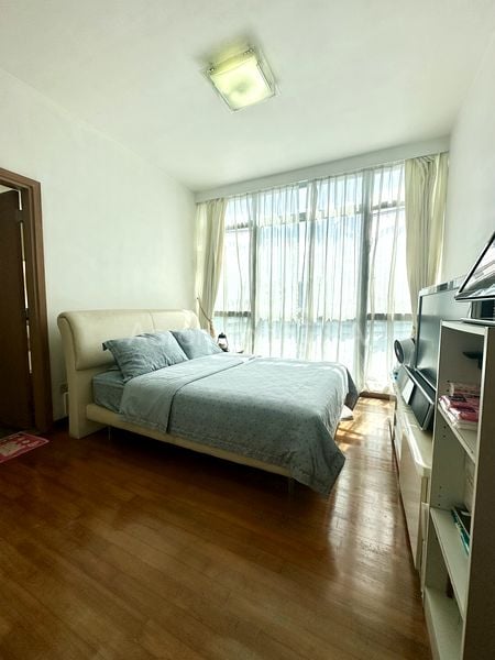 3 Bed Condo for Sale in  Hillview Regency - Image 4
