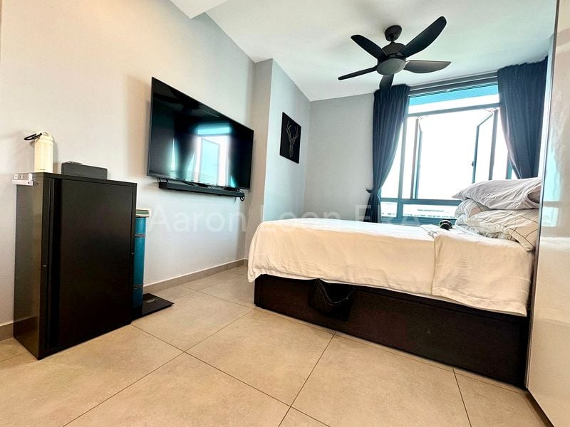 5 Room (5I) HDB for Rent in  193 Edgefield Plains - Image 8
