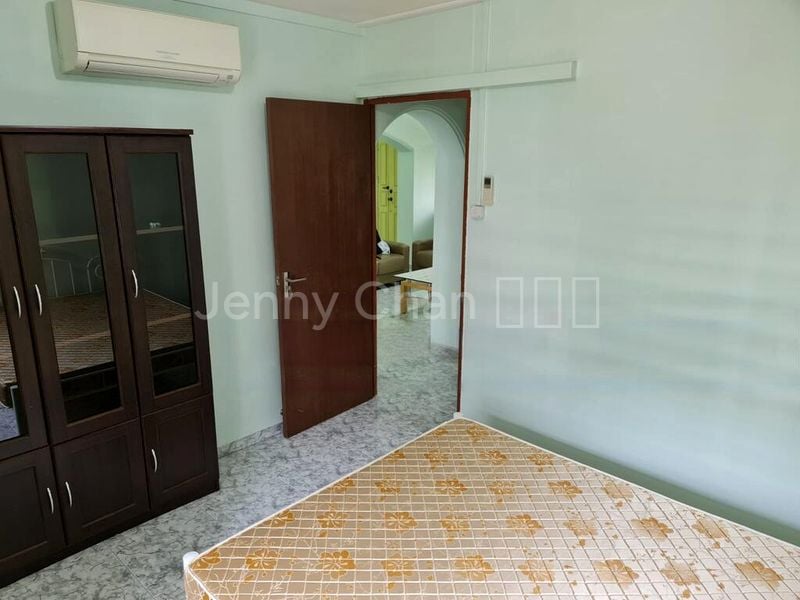 4 Room (4A) HDB for Rent in  Simei Street 1 - Image 5