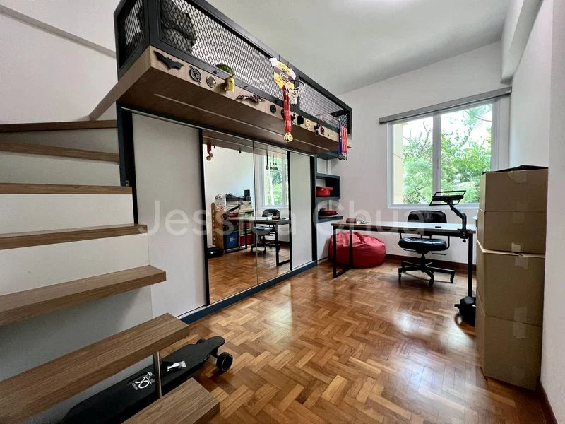 4+1 Bed Condo for Sale in  Duchess Crest - Image 11