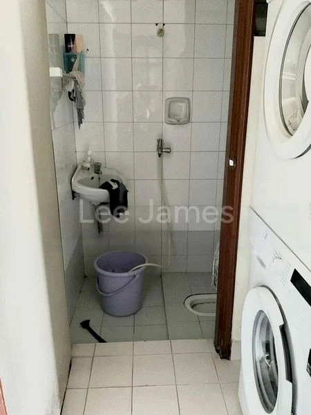 3 Bed Condo for Rent in  Rich Mansions - Image 4