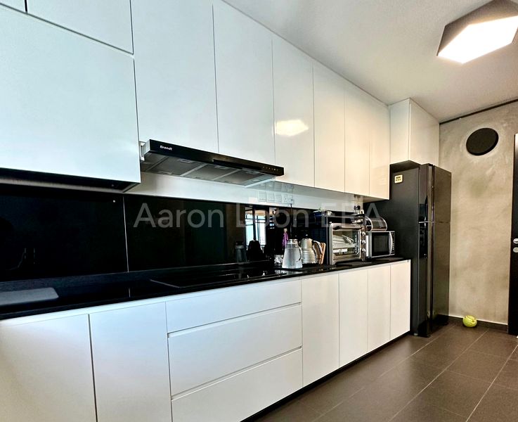 5 Room (5I) HDB for Rent in  193 Edgefield Plains - Image 5